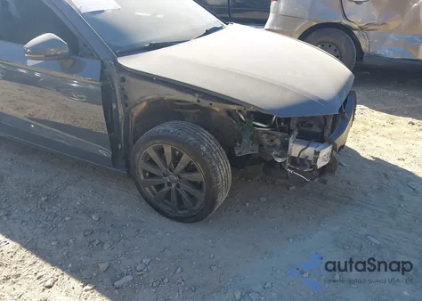 2017 Audi A3 2.0T Premium из США, поврежденный, VIN WAUB8GFF8H1026256